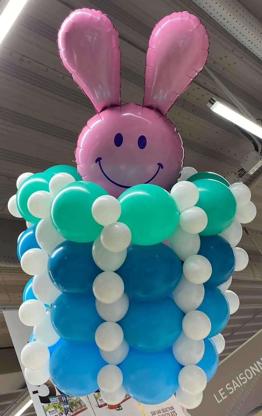 Lapin en ballon Pâques pour Magasin Avignon
