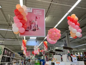 décoration ballons hypermarché Leclerc