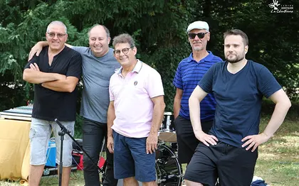 Photo de FLYIN PEN - Orchestre Pop Rock de Bourgogne, Dijon