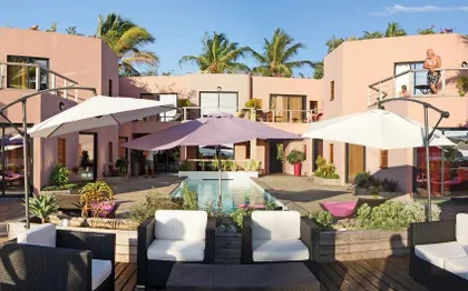 Photo de Hôtel Sarimanok - Nosy Be