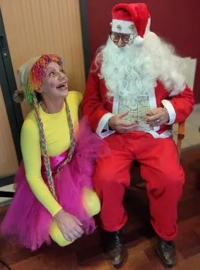 Arbre de Noël, Ercheu (80) Miss Glouglou fait tous les métiers, décembre 2023