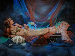 Modèle photo. Créations Bustier/bijoux : A mon seul Désir
Crédit photo : Alain Naim