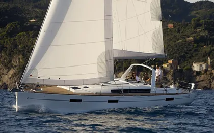 Photo de Location de voilier 06 - La mer à portée de voiles