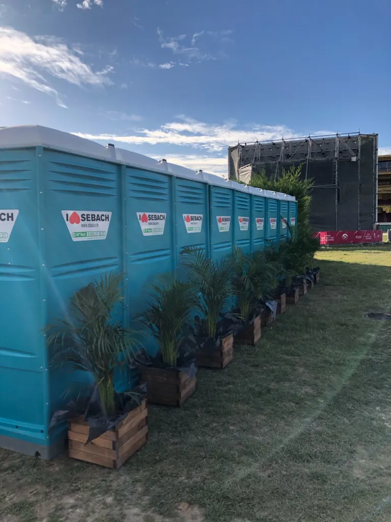 Cabines sanitaires autonomes 