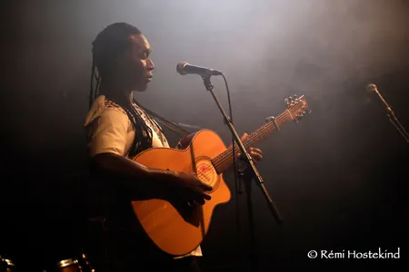 Malick Diaw Chanteur Musicien Sénégalais / Paris