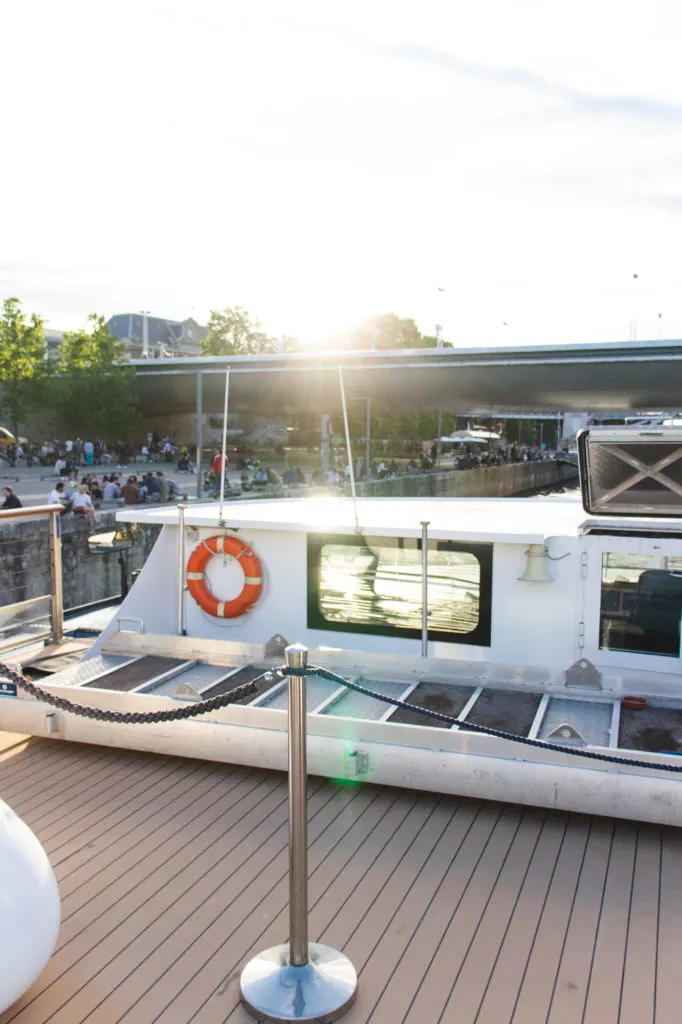 Location de salle et d'espace d'événementiel - Péniche Le Diamant Bleu / Seine Paris