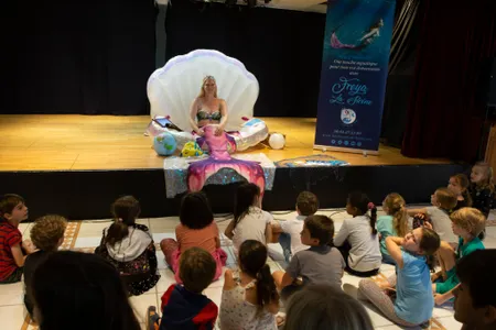 Show aquatiques Freya la Sirène  / Saint Tropez- Cannes-Antibes-Monaco