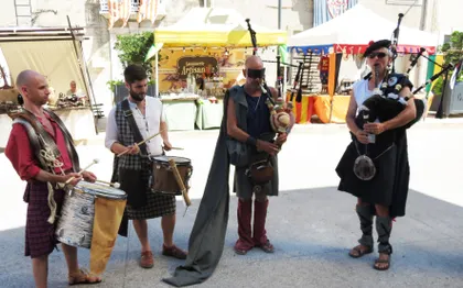 Photo de Le Clan Clan, Cornemuses, Percussions, Chants / GARD 