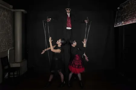 La Fédération des Fous - Artiste de rue - Ath - Belgique