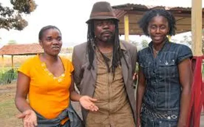 Photo de Florence MBILAMPASSI peintre, sculptrice et décoratrice / Brazzaville 