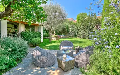 Photo de Location événementielle, mariage - Villa avec Jardin à Mougins