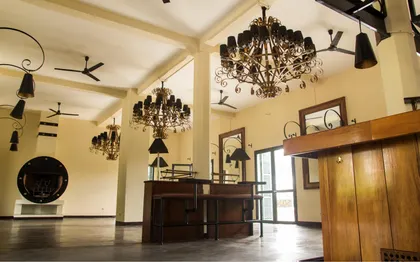 Photo de LOCATION DE SALLE ANTANANARIVO / GARE SOARANO - PK 0