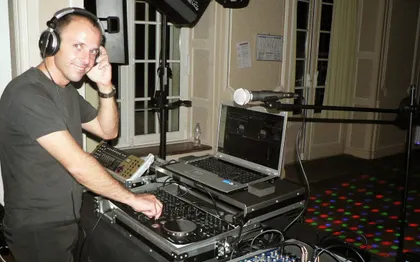 Photo de Animation DJ en Gironde : SET RESONANCE