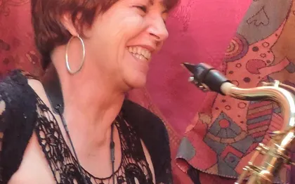 Photo de Alicia Royer Melville chanteuse musicienne jazz / Montpellier