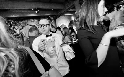 Photo de LES FAUX SERVEURS COMIQUES/ GENEVE-PARIS-BRUXELLES