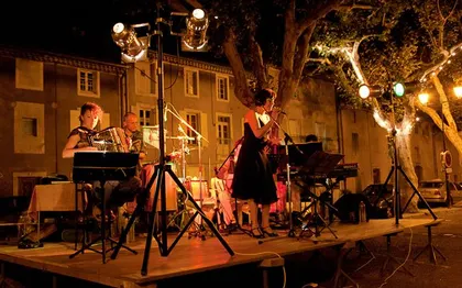 Photo de BOM TEMPO - Musiciens Brésiliens - L'isle sur la Sorgue - Avignon - Drome - Vaucluse - PACA