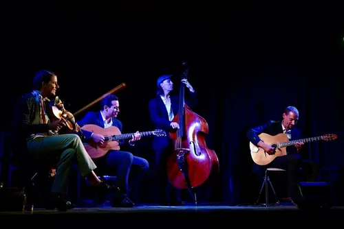 Un Nerf De Swing - Jazz Manouche / SAVOIE