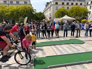 Cyclo Golf Performer 

Une animation ludique, sportive et 100 % personnalisable ! Dynamique et amusante, cette activité apporte une touche originale à votre événement.