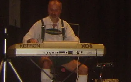 Photo de Alain Accordeoniste clavier chanteur / Val-d'Oise