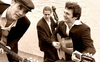 Photo de TRIO - JAZZ - MANOUCHE - TZIGANE - GADJO DILO -PARIS