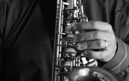 Photo de JOEL NAVARRO CHANTEUR SAXOPHONISTE - MUSIQUE BRESIL, FRANCE, JAZZ 