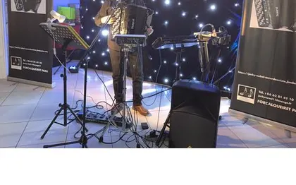 Photo de ACCORDEONISTE CHANTEUR DJ JACKY NOBEL DJ  MARIAGES  EVENEMENTIEL  PACA