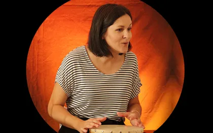 Photo de Domitille GINDRE conteuse - bébés, enfants, adultes - Hérault et Gard