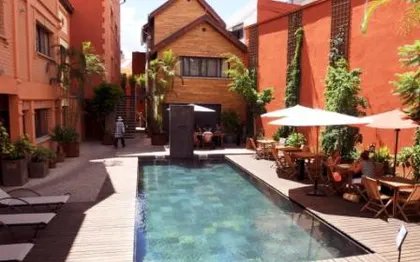 Photo de Hôtel Saka Manga - Hôtel - Antananarivo