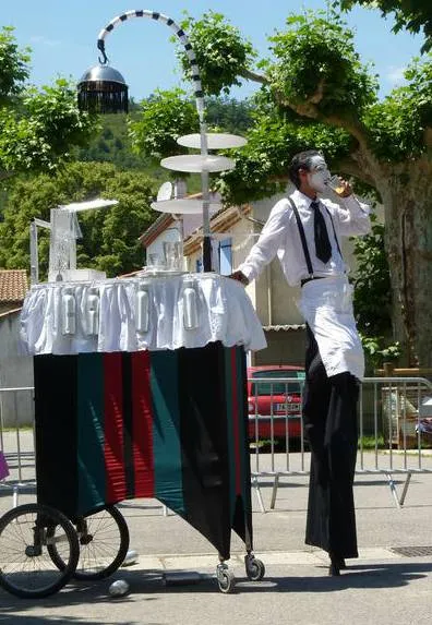 les serveurs à Dun desserte musicale