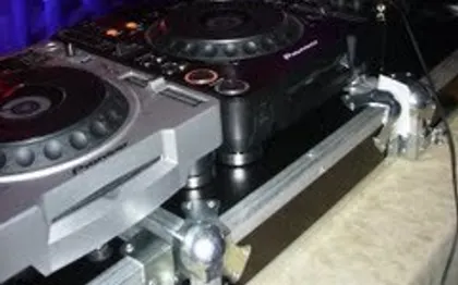 Photo de Association scalevenements - DJ - SONORISATION - ECLAIRAGE