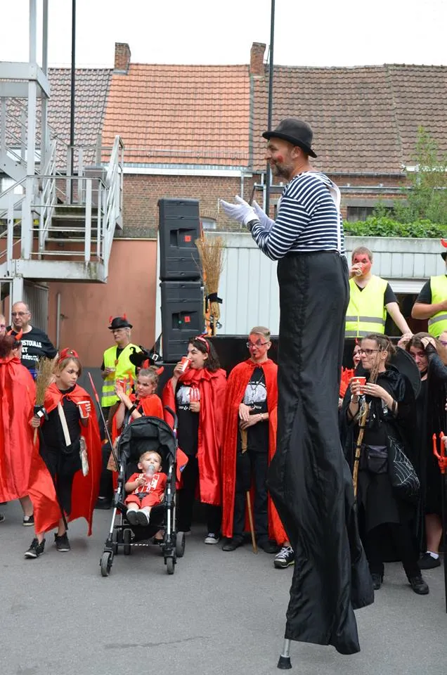 Echassier fête carnavalesqu