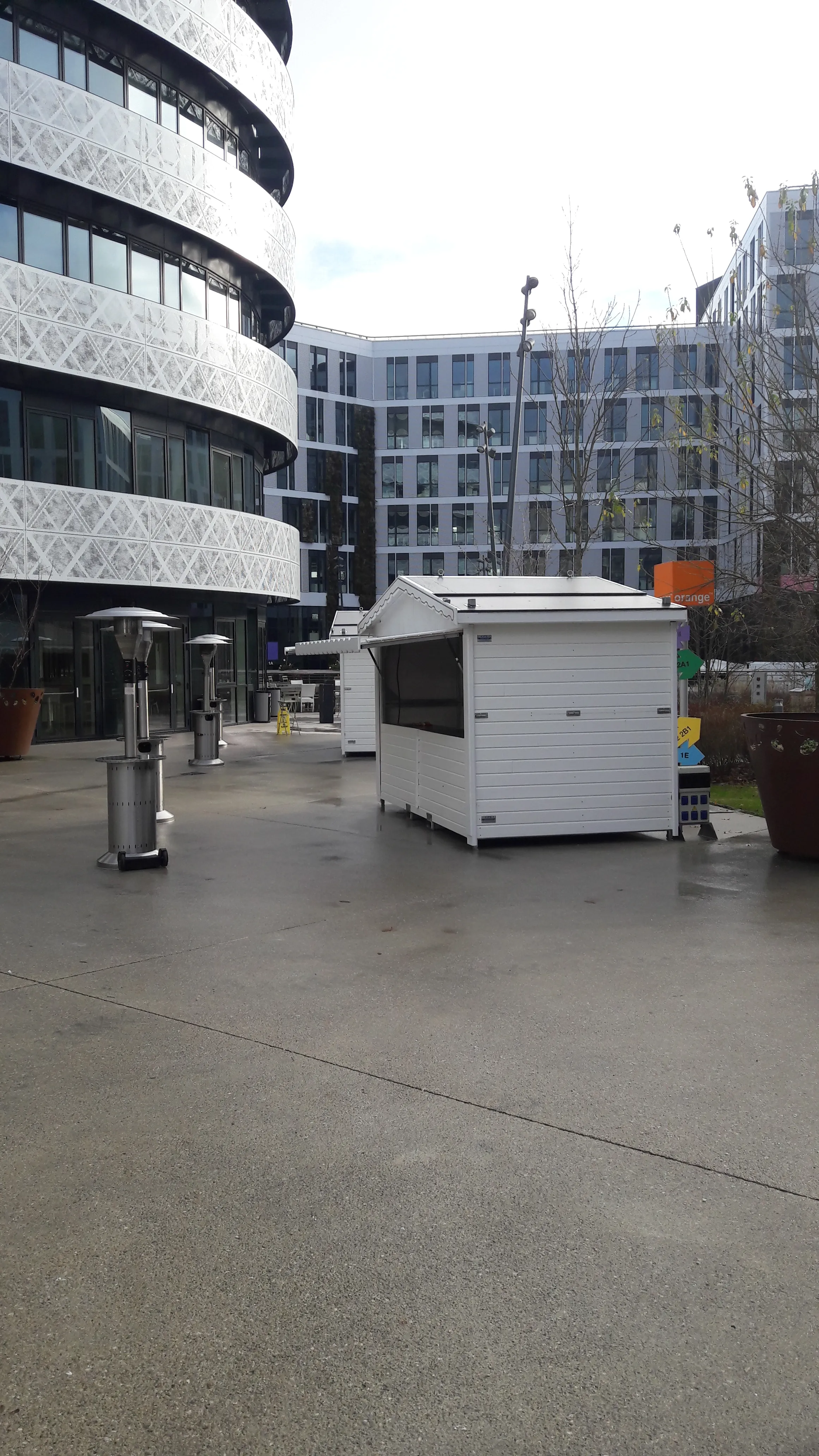 Arbre de Noël chez Orange (92)