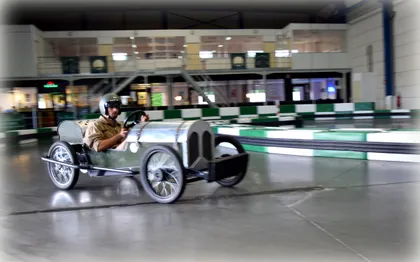 Photo de OLDIES RACING spécial CE et Team Building