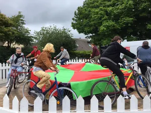 Manège à sensation à la force des mollets: l'écochenille !