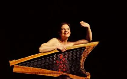 Photo de Eva Fogelgesang, Harpiste Chanteuse, Bretagne