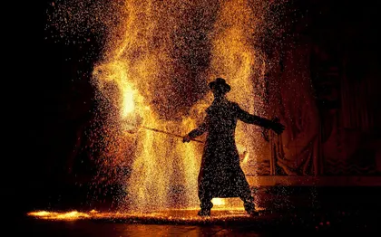 Photo de Tristan Herry | SPECTACLE DE FEU & LED