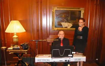 Photo de Duo variété Indhira Luna et Claude Steiner - PARIS