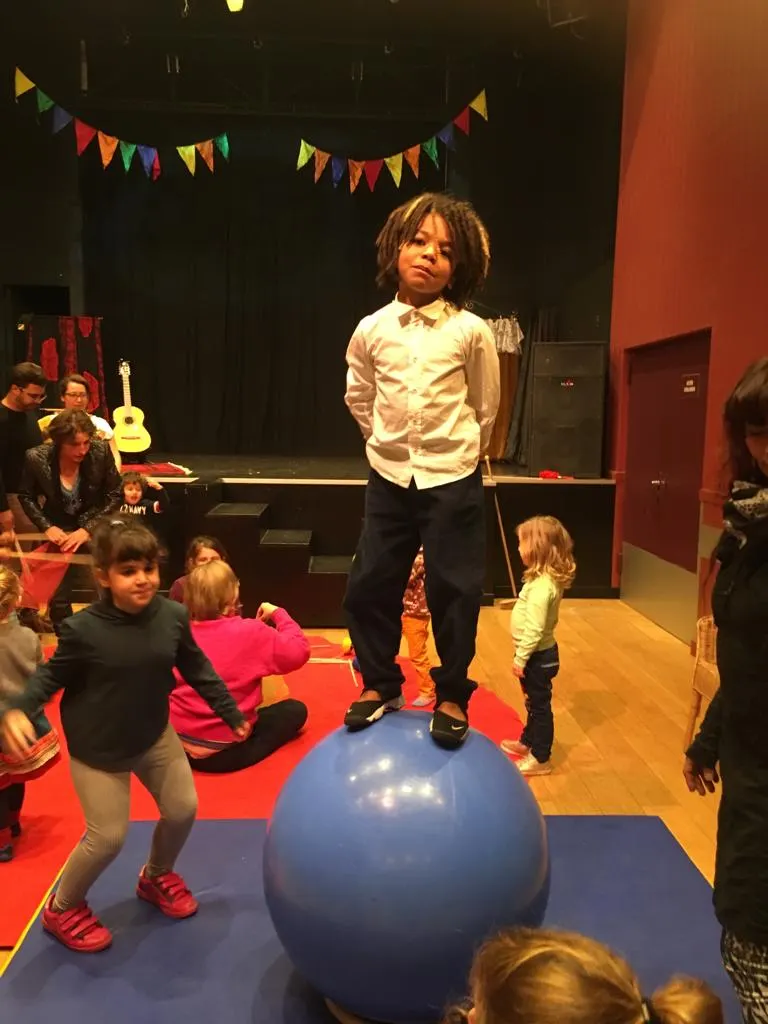 Journée cirque en famille et stage de cirque a la salle Jaques Prévert, octobre 2019 