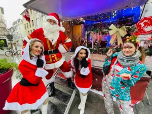 Lolipop animation mère noël fêtes festivités comité des fêtes mairie danseuses feerie