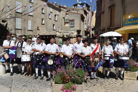 Cornemuses / BOUCHES DU RHONE