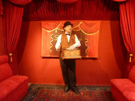 La Fédération des Fous - Artiste de rue - Ath - Belgique
