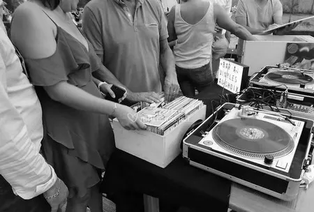 NUMBER ONE EVENTS - Animations Festives et Inédites