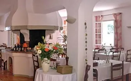 Photo de Hotel** Restaurant Var - LES ESPARRUS