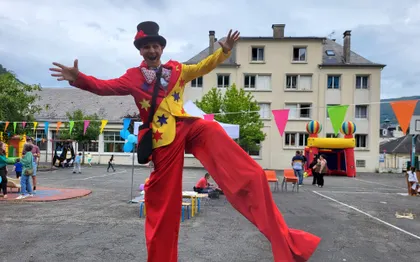 Photo de Cie Trobairiz / Sud-Ouest : Spectacle Enfants, Echassier, Clown, Feu..