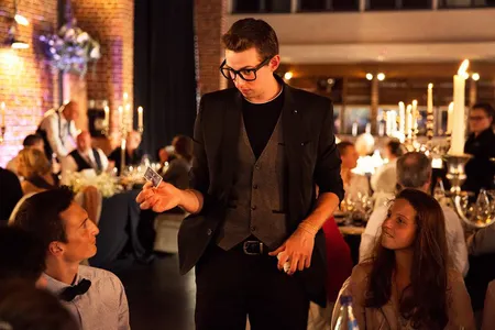 La Fédération des Fous - Artiste de rue - Ath - Belgique