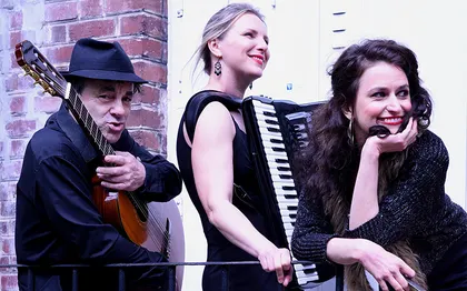 Photo de Paris Oh mon amour, trio lyrique musette