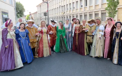 Photo de Spectacles  médiévaux - Les Danseurs De La Fleur De Lys