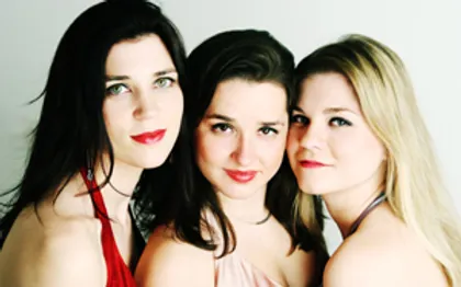 Photo de Trio Voix Liées - Deux voix et piano
