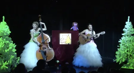 LE VOYAGE DE NINA - NINA ATTEND LE PERE NOEL,  spectacle enfants