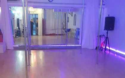 Photo de Nice pole dance